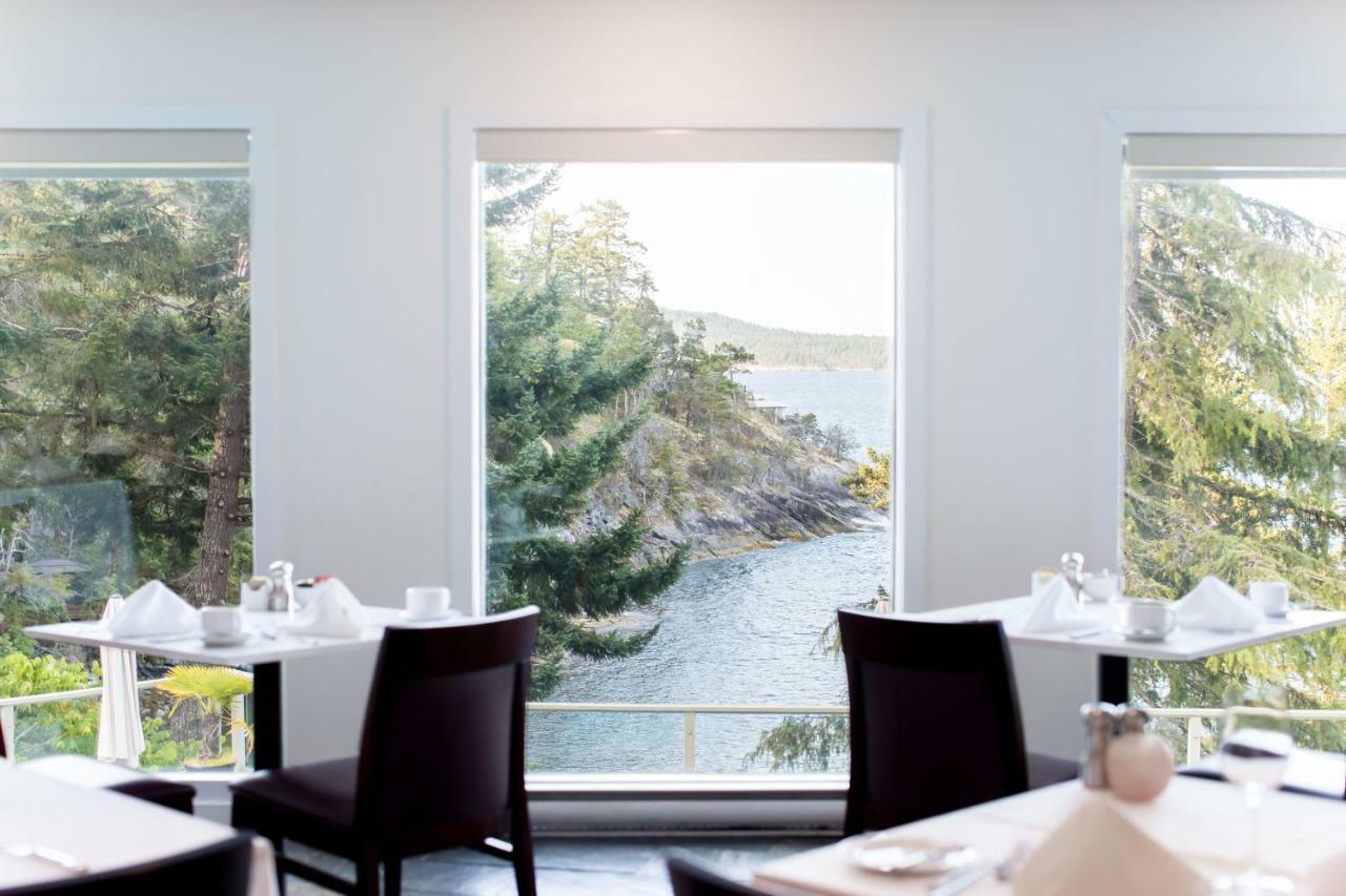 Resort Rockwater Secret Cove 4*