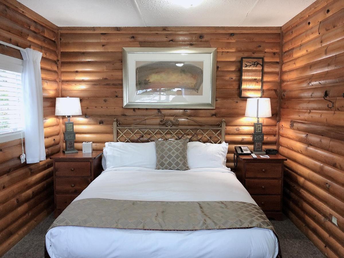 Resort Rockwater Secret Cove 4*