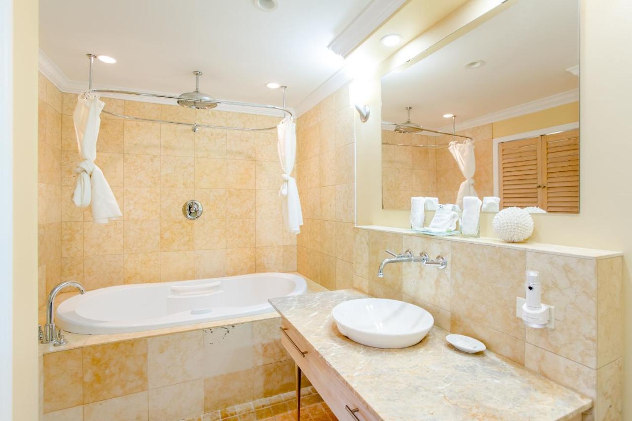 Resort Rockwater Secret Cove Sechelt